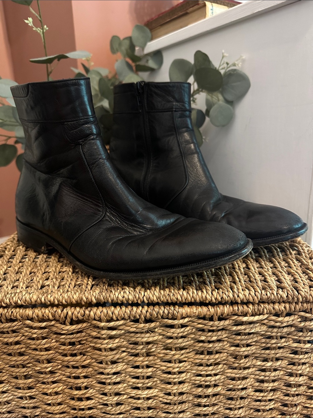 Nordstrom Black Leather 9 1/2D Zip Ankle Boots